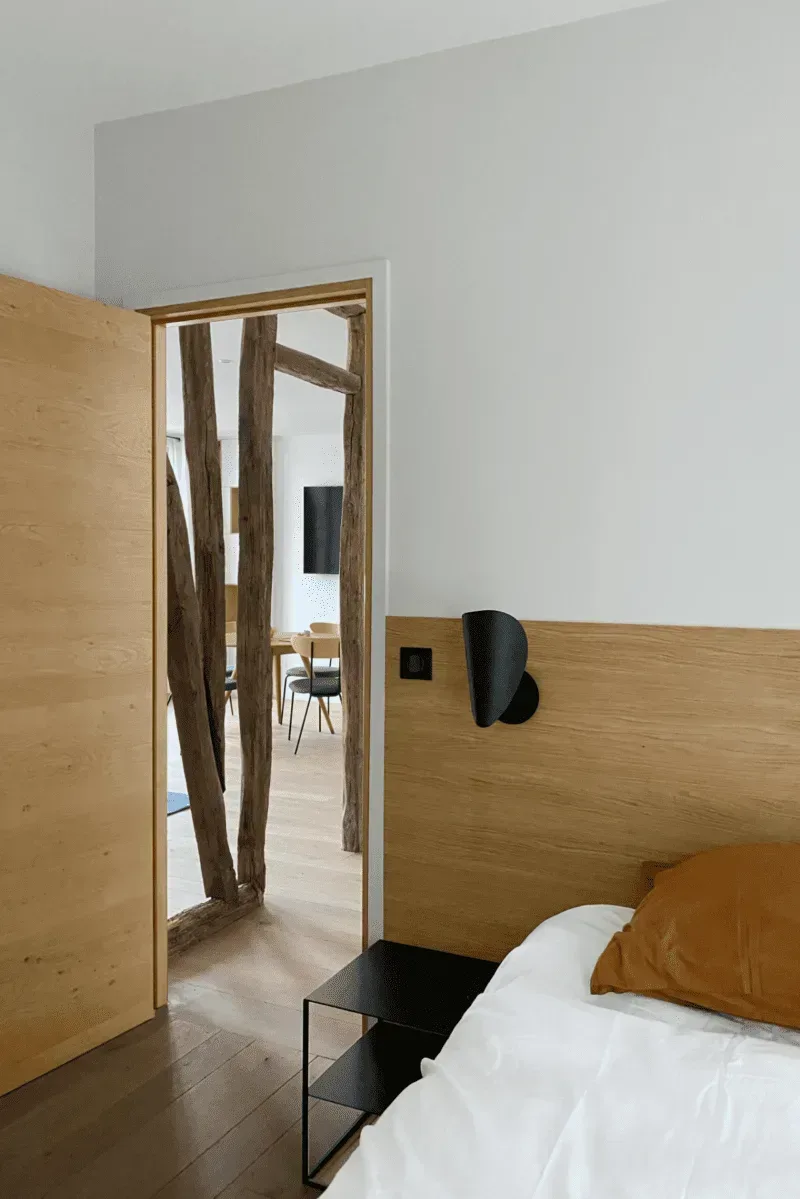 transformation et décoration appartement pour location meublée par nathalie simonneau décoratrice paris matériaux chêne massif